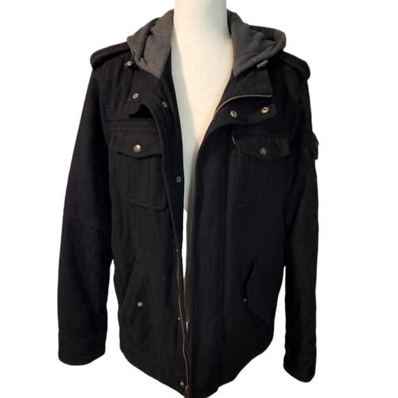 Signature by Levi Strauss Other - Levi Strauss men's sharp lined black jacket Sz Medium